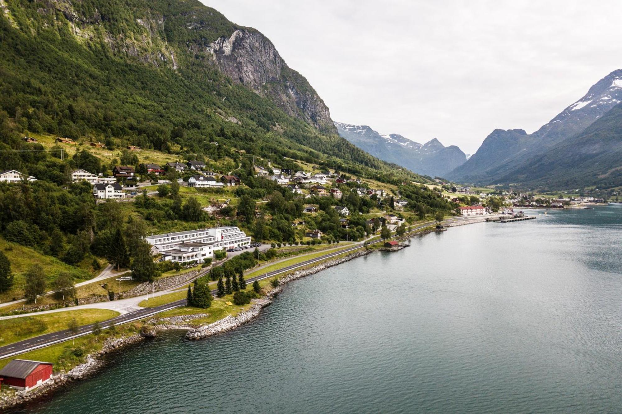 Olden Fjordhotel Esterno foto